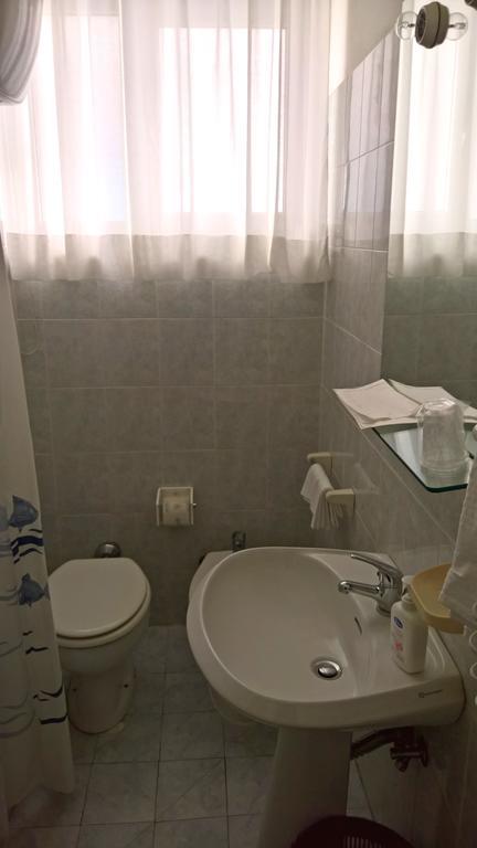 Albergo Golfo Follonica Exterior foto